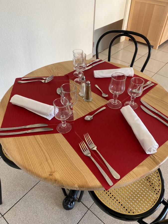 Hotel Restaurant Olympe Aix-en-Provence Exterior foto